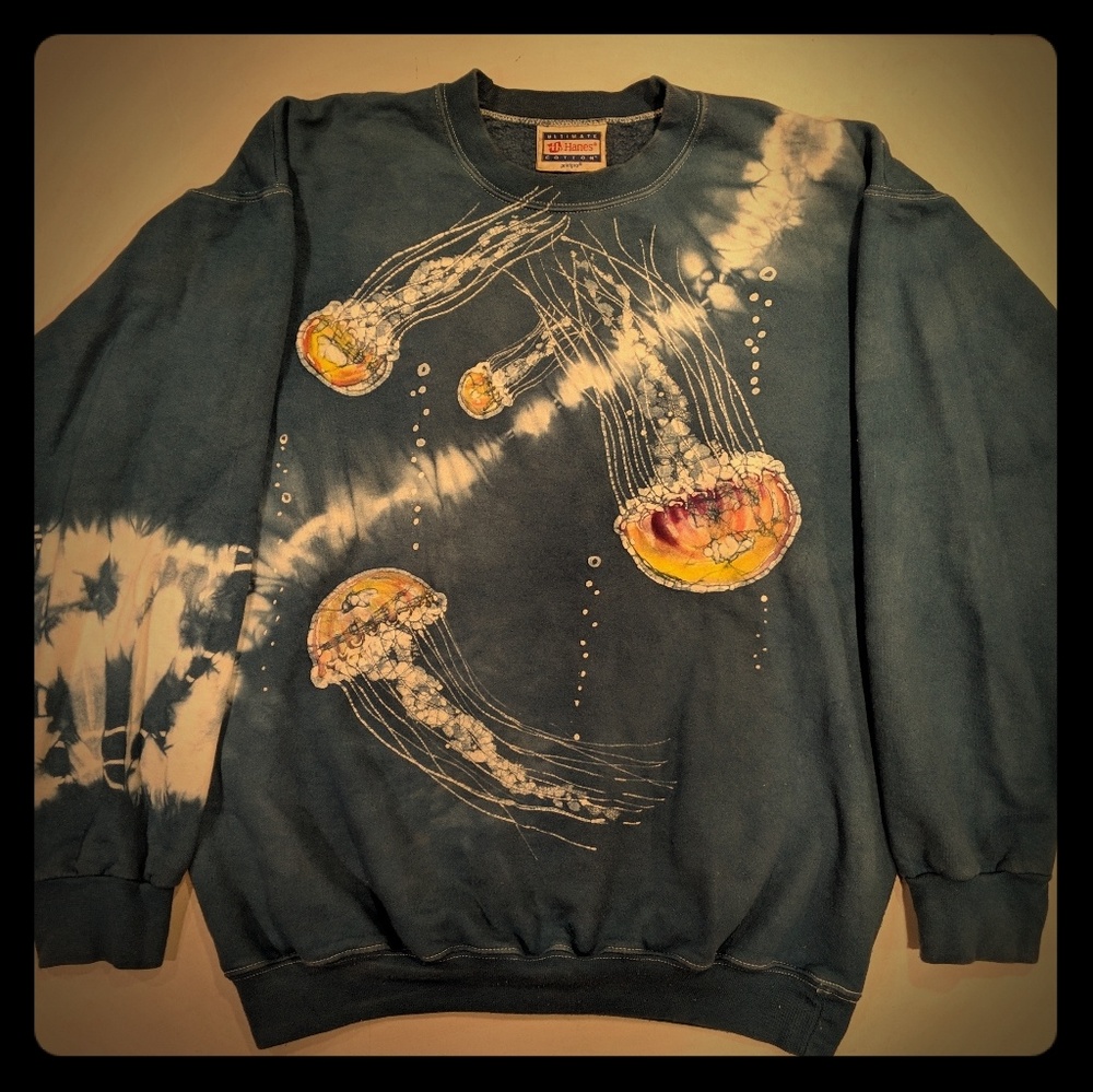 M Custom Batiq Jellyfish Crewneck